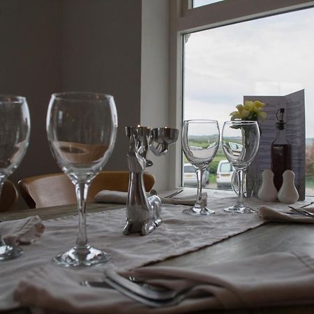 The Runswick Bay Hotel Солтберн-бай-те-Сі Екстер'єр фото
